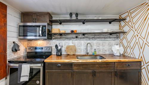 Modern Studio • Balcony • Pet Friendly - Foto 4