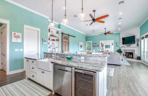 Escape Gulf Views Tiki Bar Sleeps 14 - Foto 12