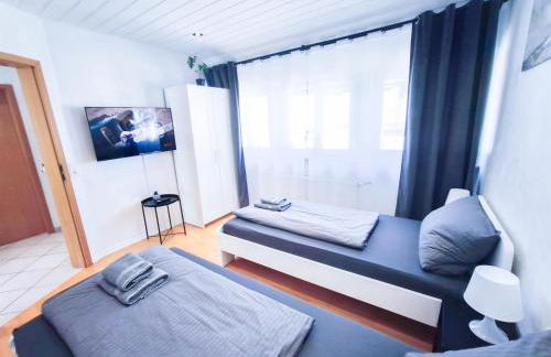 ALFA Stuttgart 3Zi-Maisonette 6 Personen Zuffenhausen nahe Porsche & Bosch l WIFI & SmartTV I 3BR 4 Beds I Kitchen I Bathroom & WC - Foto 25