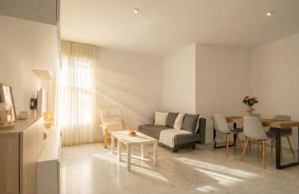 Spacious 2-Bedroom Apartment - Walk to Isla Mágica - AC - Premium Bed - Foto 18