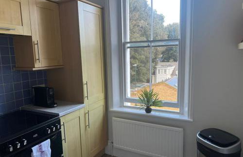 Stylish 1BR Teddington Flat Near Thames River - Foto 8