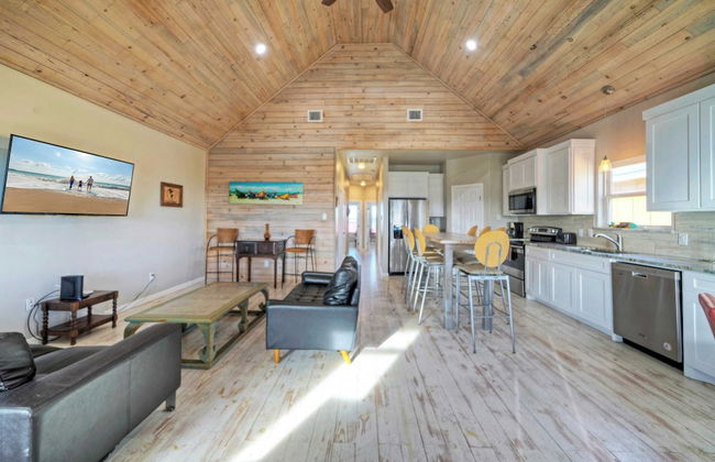 Bay Haven w/ Shared Boat Dock & Waterfront Pool Big Trout by Avantstay - Foto 9