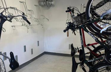 Sosnowy Nadmorski Zakątek blisko plaży z parkingiem - Foto 10