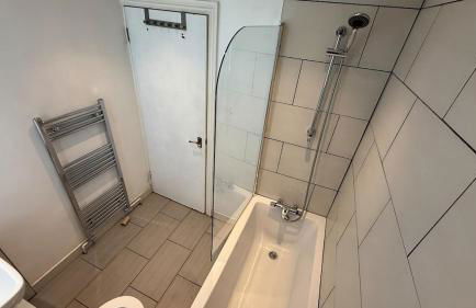 Bright & Spacious Flat, Easy London Access - Foto 9