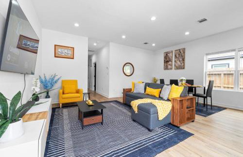 Cozy Modern 3BR Houston Townhome - Foto 16