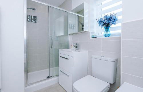 Hasting's House by YourStays - 3 Bedroom House in Stoke-on-Trent - Foto 11