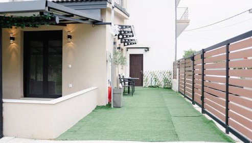 Sefis House - Photo 4