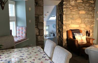 The Toll House - Photo 17