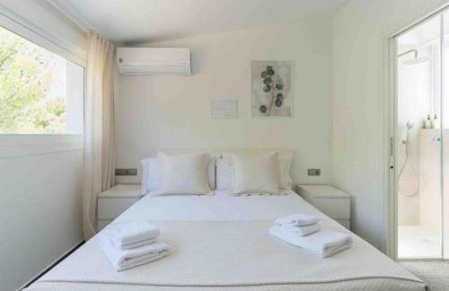 Calma Villa. Chalet de lujo, jacuzzi y piscina - Foto 14