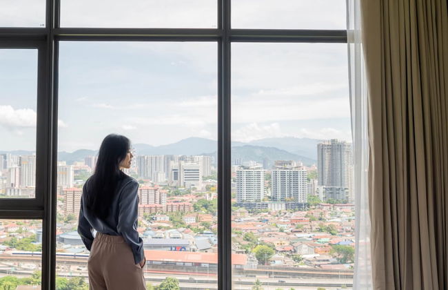 Pavilion Embassy Suites KL by Perfect Host - Photo 20