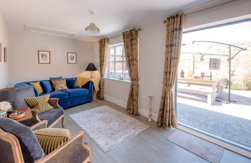 Chapel Cottage at Pond Hall Farm, Stunnning Property with Private Hot Tub, Hadleigh - Foto 52