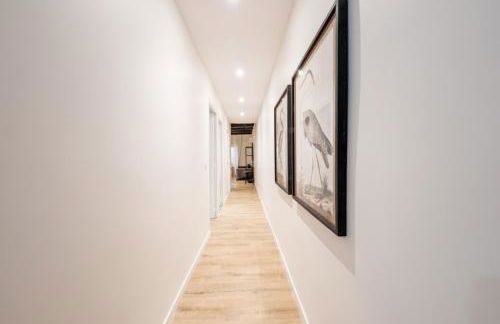 BeBarceloner Eixample Apartments- 4 bedrooms - Photo 3