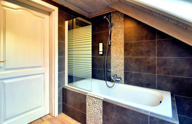 Luxurious Villa with Sauna, Hot Tub, Recreation Room, Large Enclosed Garden - Foto 50