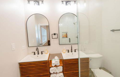 Luxury 9 BR, Villa Mins from Downtown and the Lake - Foto 32