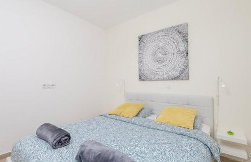 Amazing Apartment In Simuni With Wifi - Foto 13