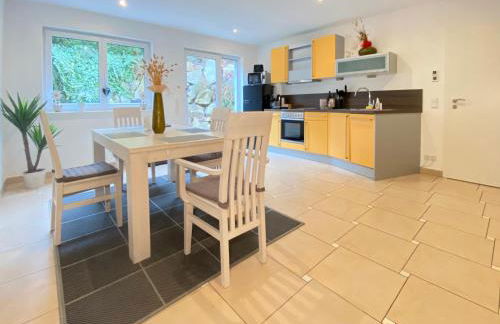 2 Zimmer Apartment, 70 qm, max 4 Pers, private Terasse, Parkplatz, Internet 250 MBit - Foto 1