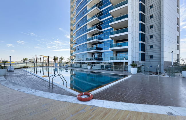 Luxury StayCation - Al Jawhara Tower Studio Apt in the Heart of Dubai - Photo 30