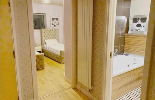 Designer Penthouse with Riverviews - G1 Glasgow City Centre, 3 Bedrooms, 2 Bathrooms, 1 Living room / Kitchen. Full Floor, Wrap Around Terrace, Panoramic Views, Off Central Station / Buchanan Street - Foto 3