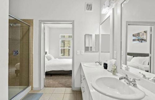 Austin Luxury 2BR 2B with Pool & FREE Parking - Foto 22
