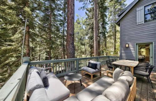 Cozy Designer Decorated Cabin Near Slopes Fireplace Peekaboo Lakeview - Foto 24