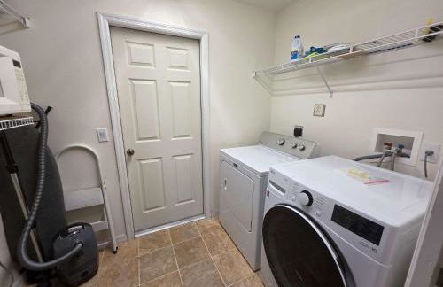 On the Course with a Pool - Foto 19