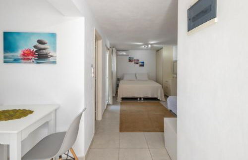 Lydia's West Apartment - Photo 42