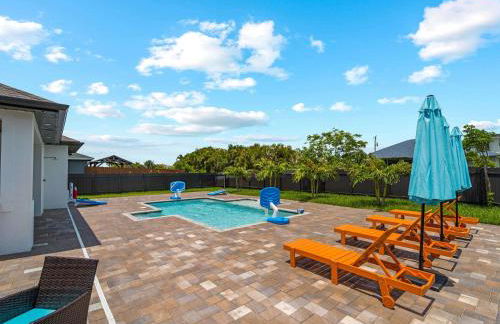 Brand-New - Contemporary Gem-Pool Game Room BBQ - Foto 41