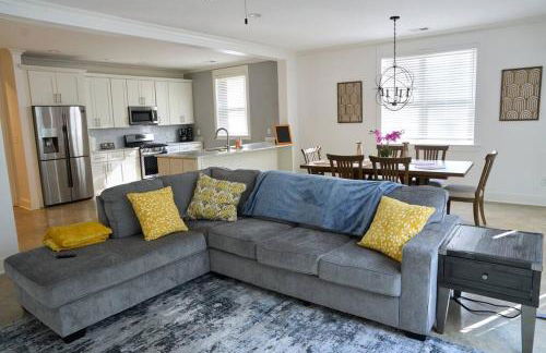 Modern Midtown home with 3 king beds - Foto 1