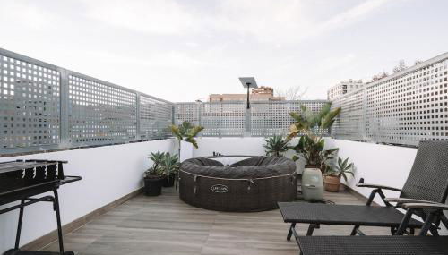 Duplex Oasis with Terrace, Pool and BBQ & Parking - Foto 2