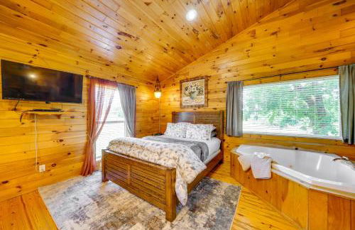 Scenic Oklahoma Studio Cabin on 80 Acres with Views! - Foto 13