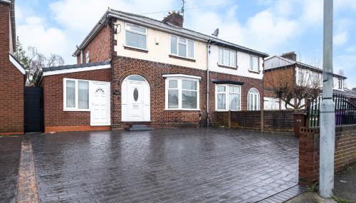 LWB Van Parking WV14 4 Beds Equipped House -Sleeps 6 Willenhall Bilston M6 A454 Keyway Junction A463- Wolverhampton Walsall-Bloxwich-Wednesfield- I54 Business Park BY Samina - ARZ Stays - Regular Work & Long Stays Available - Foto 2