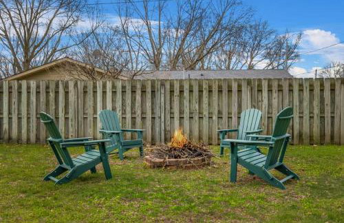 Golden Crest Getaway - Photo 2