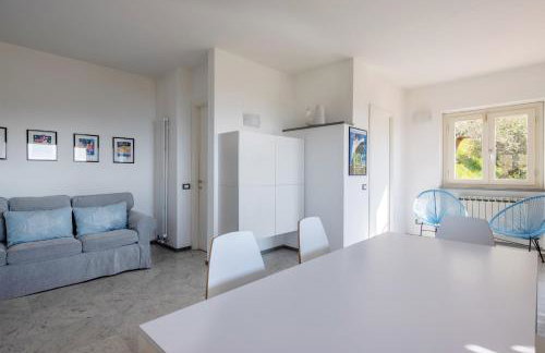 "The Ulivi" inside Le Agavi Private Park, shared Pool and Tennis 200m far, Sea View Apartment 2 AC BDR, 2BTH, parking next home and private garage in Lerici! Cooking Lesson and Wine Tasting - Foto 15