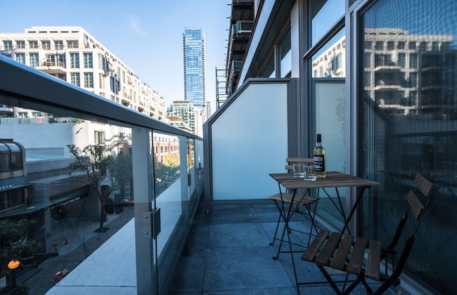 QuickStay - Luxury in Yorkville (Yonge & Bloor) - Photo 9