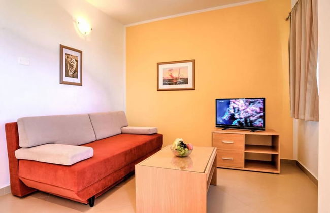 Wonderful Brsec Apartments With Sea View and Shared Pool - Foto 6