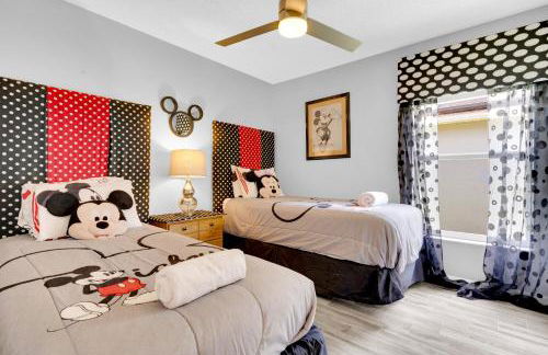 South Facing Pool with Spa and a Game Room in Prime Location Near Disney - Foto 29