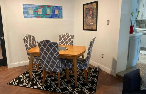 Spacious Ranch 7 min to beach/ airport Pet friend - Foto 27