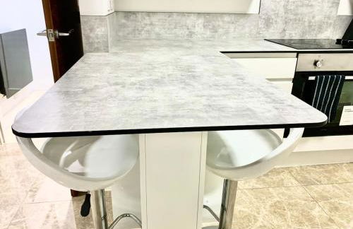 Ibiza Royale -Sleeps 6-Free Parking -Wi-Fi - Foto 38