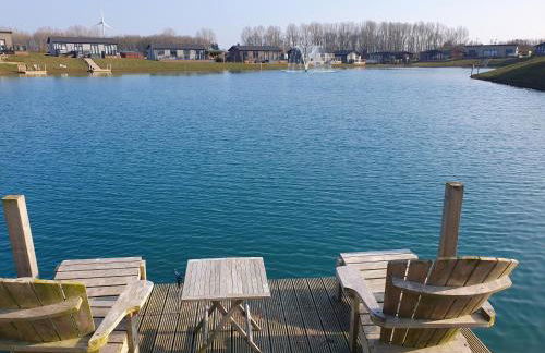 Routh 2-Bed Luxury Lodge Hot Tub & Lake View - Foto 19