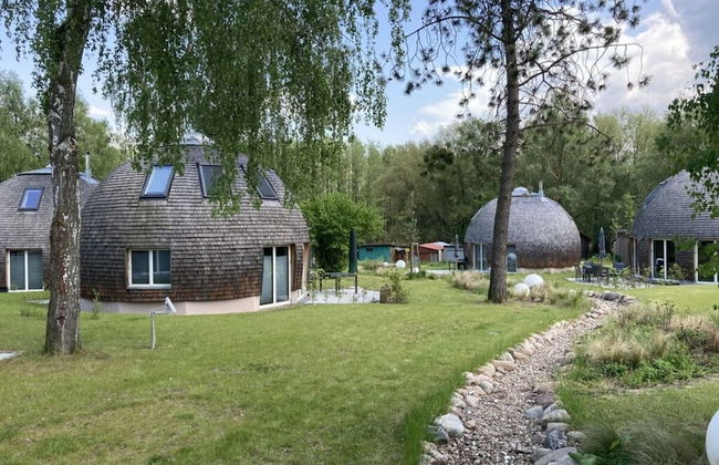 Kugelhaus Tamika - Sauna, Whirlpoolwanne und Kamin am Tollensesee - Foto 45