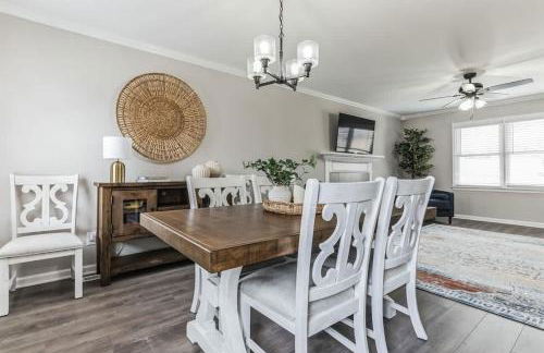 Charming Farmhouse Retreat in Madison AL - Photo 9