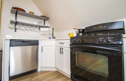 Chi-Town Hideout #2 - Near Metra - Foto 7