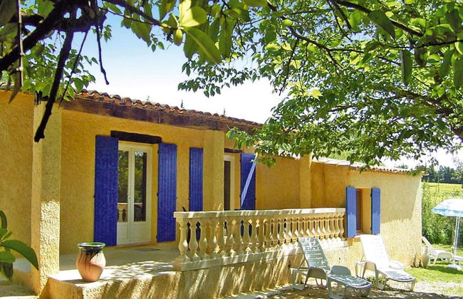 Charming Holiday Home With a Private Pool - Photo 1