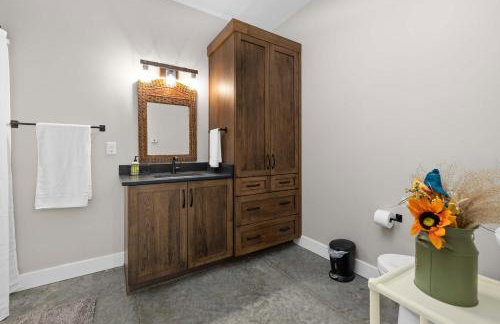 Luxury Modern Lodge Near Fort Wayne with River Views - Foto 33