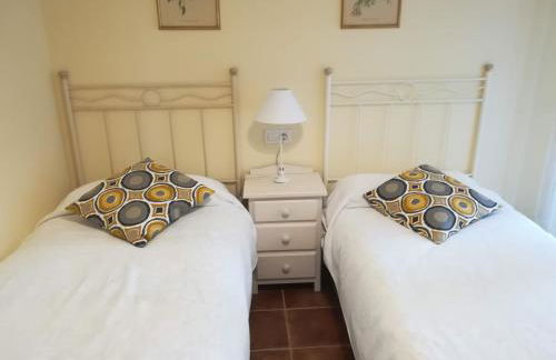 At the center & very close to the Paseo beach, with double garage, renovated and fully equipped apartment - Photo 38