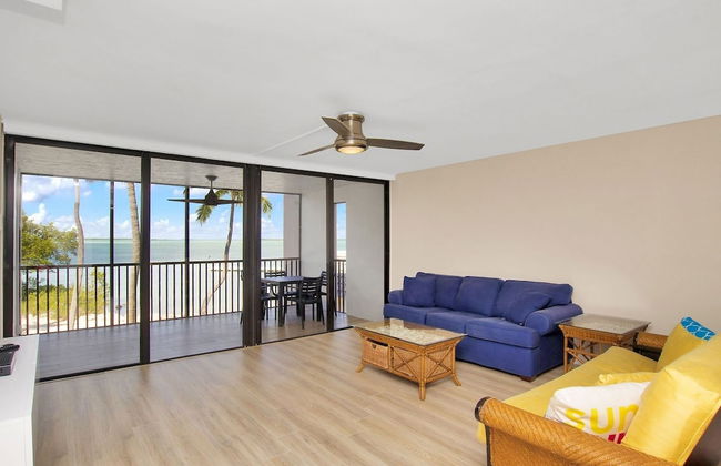 Bayfront Townhouse Located In The Lush Tropical Setting Of Rock Harbor Club. 2 Bedroom Condo by RedAwning - Foto 16
