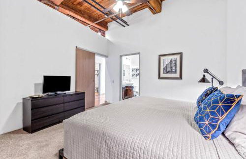 Holiday Magic Awaits-Host in STL DWTN Loft-6D - Foto 11