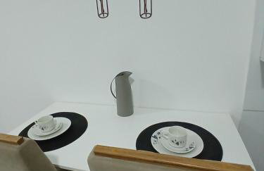 Flat 04 Tranquilo, prático e com ótima localização - Foto 11