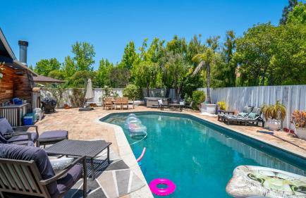 Family Friendly 3bed ,2bath Pool, Hot-tub, Cold Plunge, Sleeps 8 - Foto 10