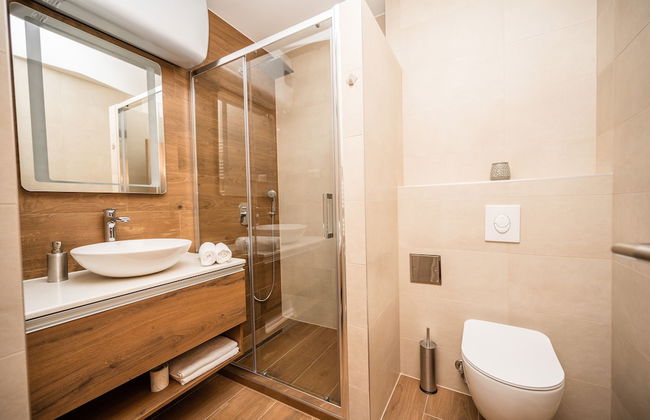 Modern and Bright Duplex - Main Street - Foto 11